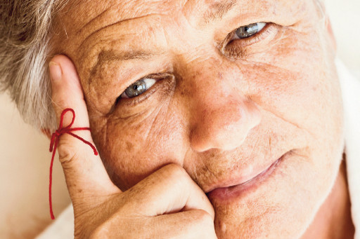 Elderly woman dementia.jpg